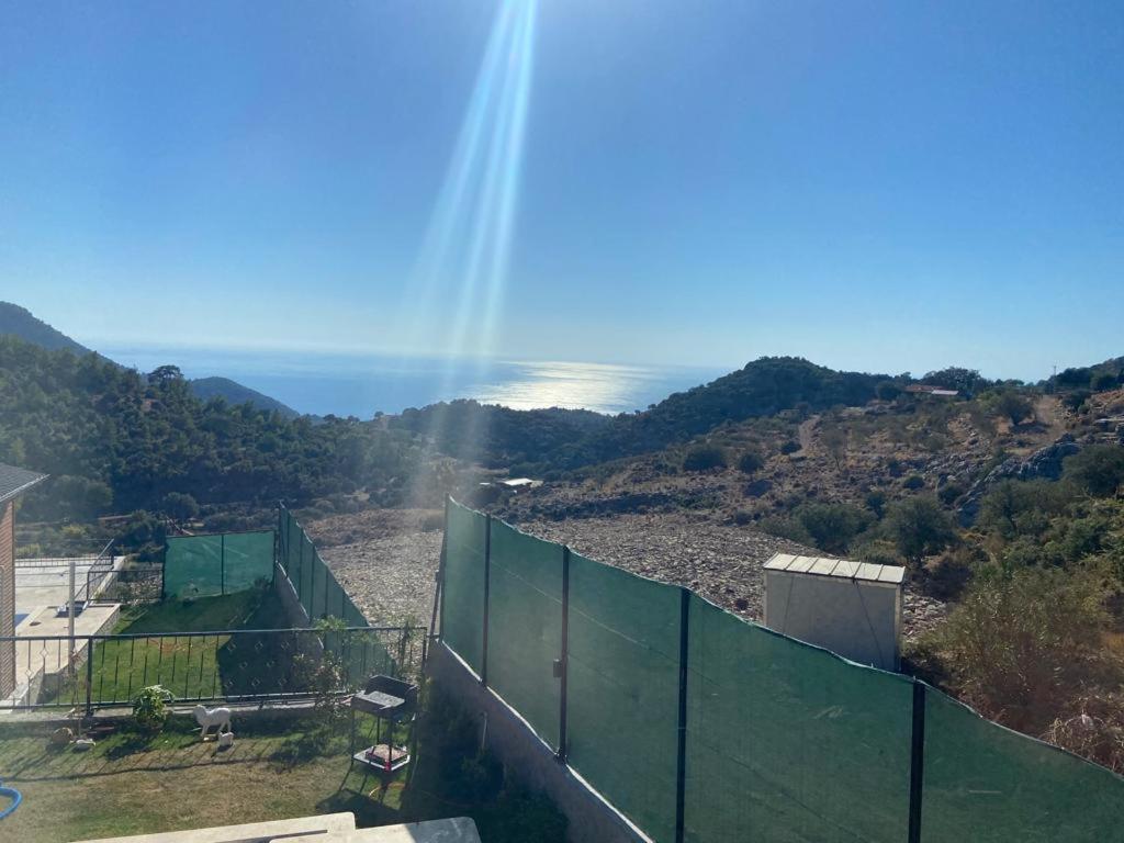 Villa Vazgecilmezim Deniz Manzarali ,Sessiz,Sakin Fethiye Esterno foto